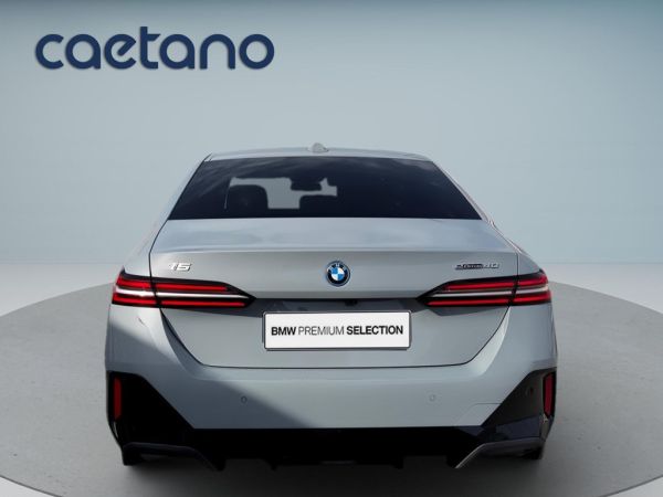 bmw-serie-i-2025-eletrico-0cc