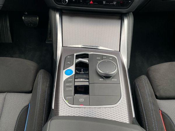 bmw-i4-2025-eletrico-0cc