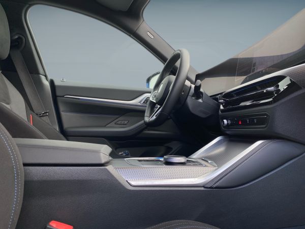 bmw-i4-2024-eletrico-0cc