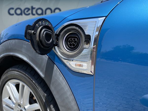 mini-countryman-2019-hibrido-1499cc