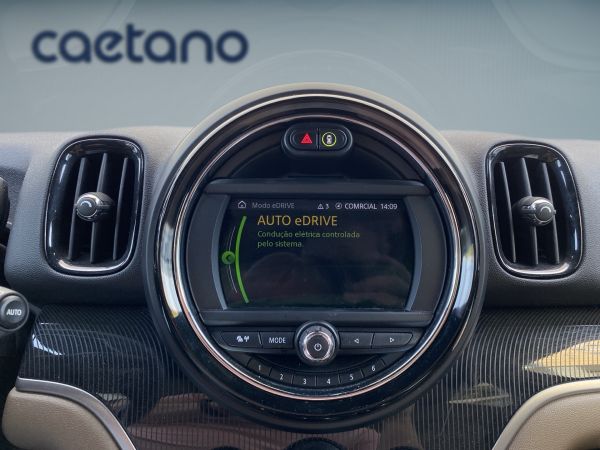 mini-countryman-2019-hibrido-1499cc