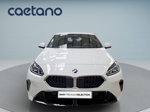 bmw-serie-1-2025-gasolina-1499cc