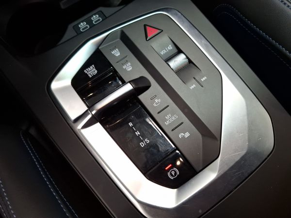 bmw-serie-1-2025-gasolina-1499cc
