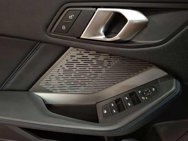 bmw-serie-1-2025-gasolina-1499cc