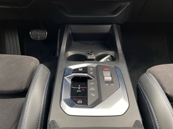 bmw-serie-1-2025-gasolina-1499cc