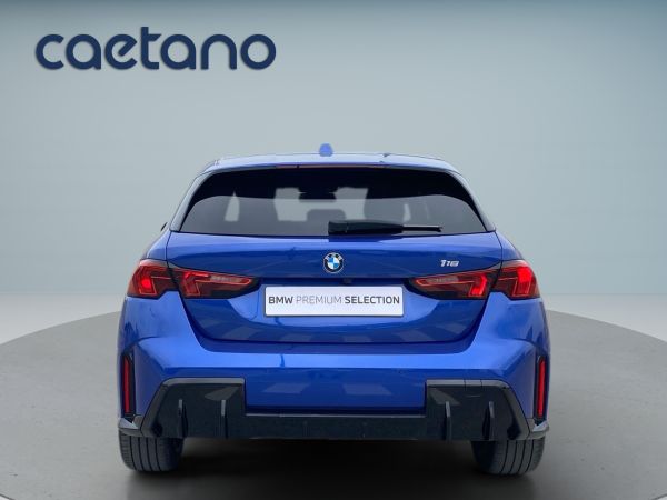 bmw-serie-1-2025-gasolina-1499cc