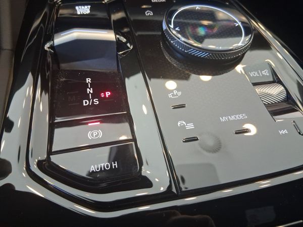 bmw-serie-5-2025-hibrido-1998cc