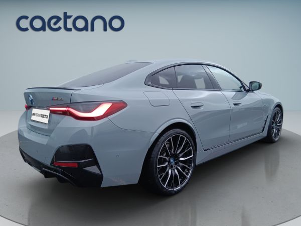 bmw-i4-2023-eletrico-0cc
