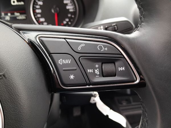 audi-q2-2024-gasolina-999cc