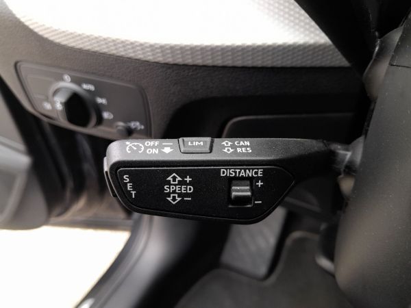 audi-q2-2024-gasolina-999cc