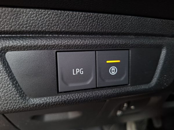 dacia-sandero-2025-gpl-999cc