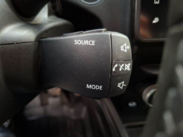 dacia-duster-2023-gpl-999cc