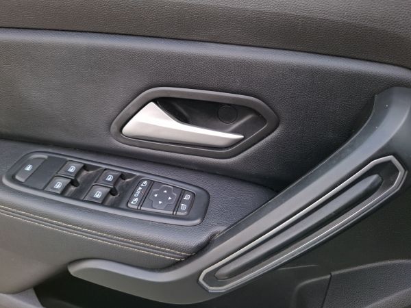 dacia-duster-2023-gpl-999cc