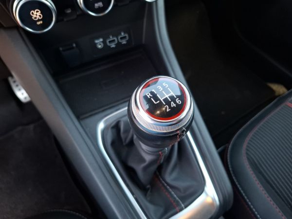 renault-captur-2023-gasolina-999cc
