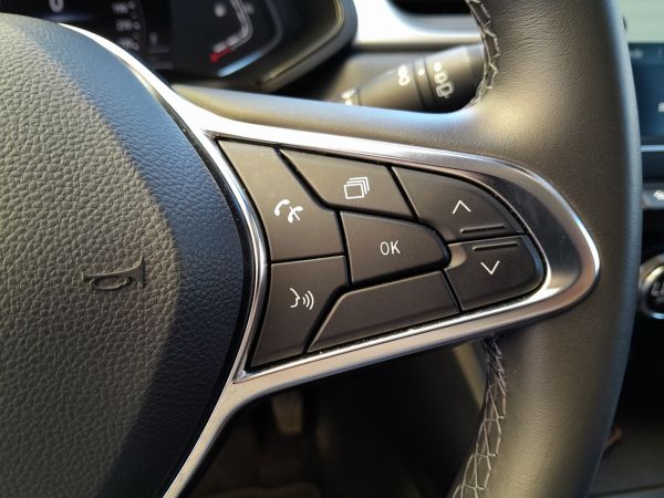 renault-captur-2023-gpl-999cc