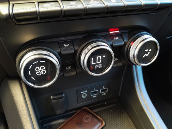 renault-captur-2023-gpl-999cc