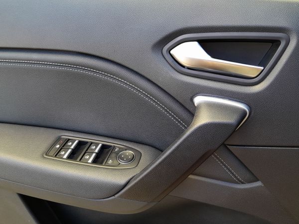 renault-captur-2023-gpl-999cc