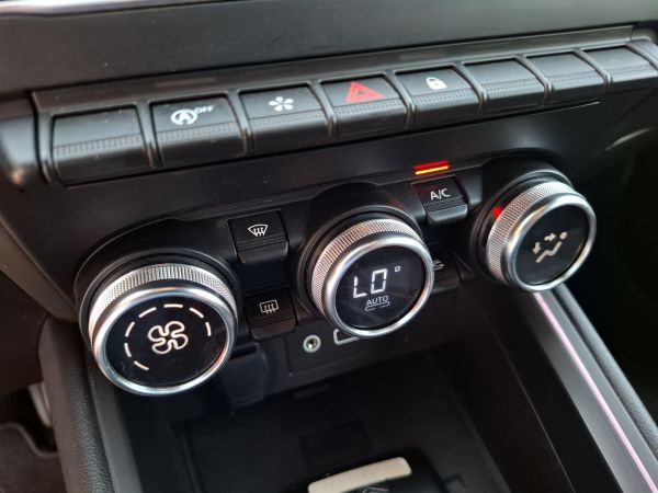 renault-clio-2024-gasolina-999cc