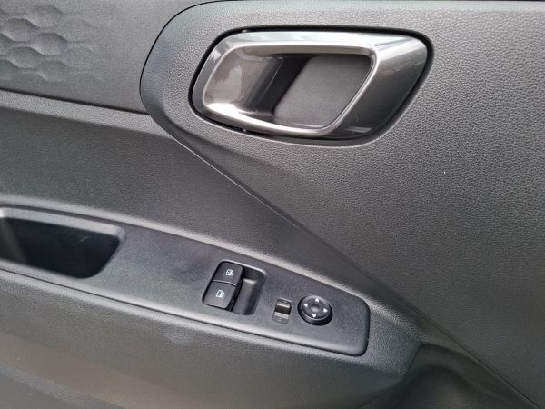 hyundai-i10-2026-gasolina-998cc