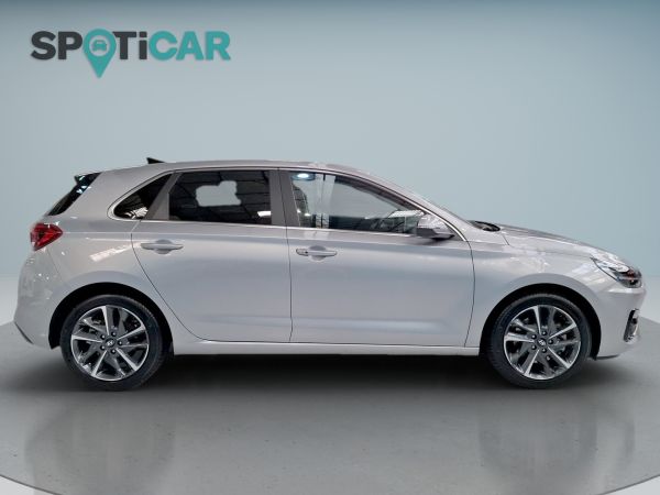 hyundai-i30-2025-gasolina-998cc