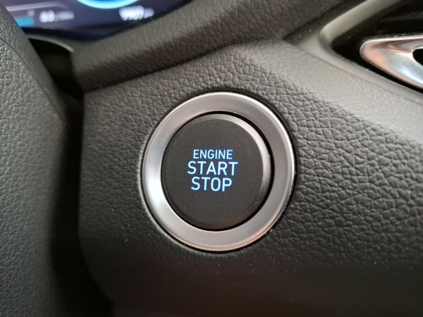 hyundai-i30-2025-gasolina-998cc