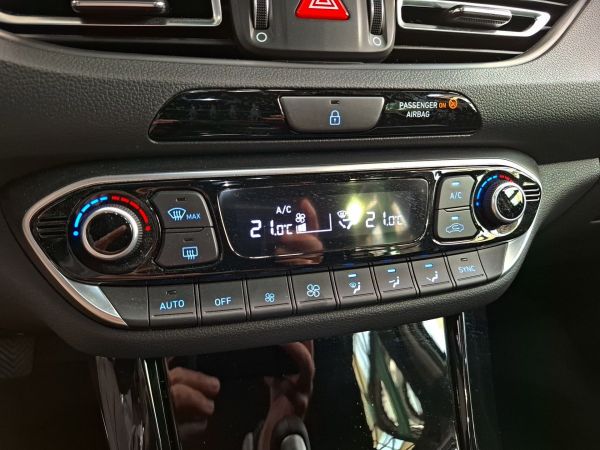 hyundai-i30-2025-gasolina-998cc
