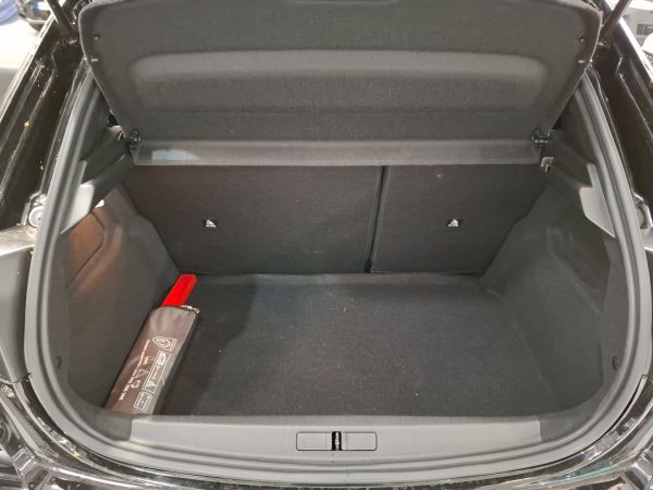 peugeot-208-2026-gasolina-1199cc