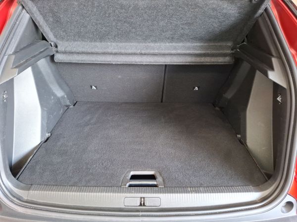 peugeot-2008-2022-gasolina-1199cc