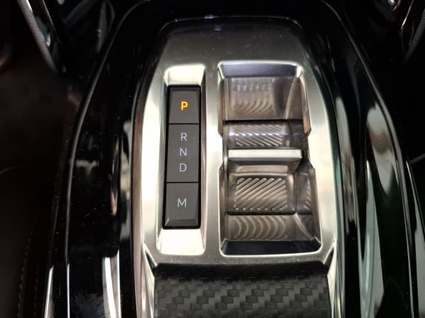 peugeot-2008-2022-gasolina-1199cc