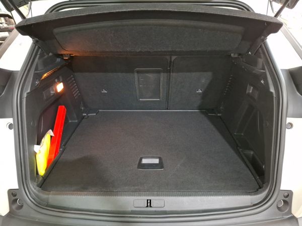 peugeot-3008-2022-diesel-1499cc
