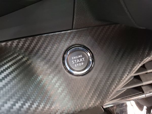 peugeot-2008-2022-gasolina-1199cc
