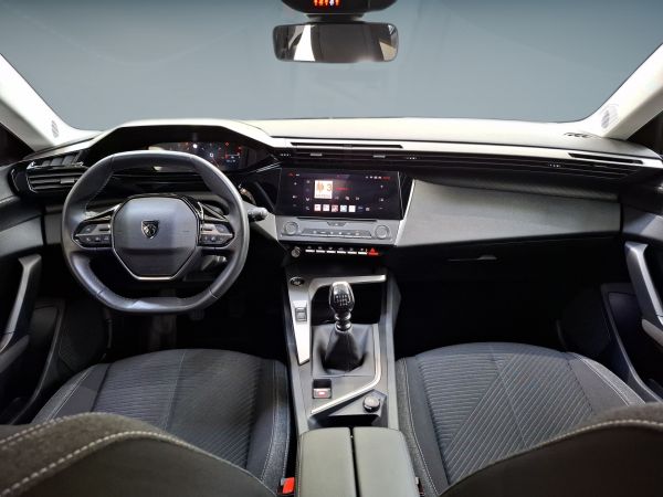 peugeot-308-2022-gasolina-1199cc