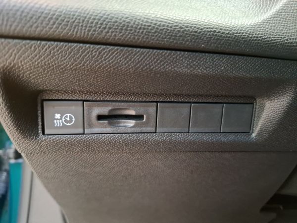 peugeot-308-2026-eletrico-0cc