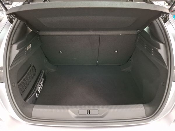 peugeot-308-2025-diesel-1499cc