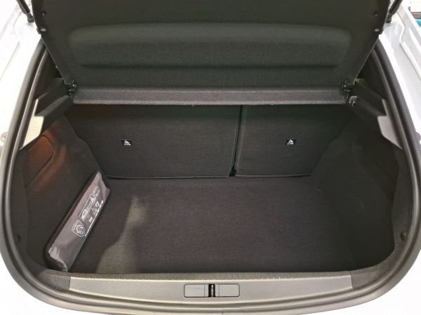 peugeot-208-2025-gasolina-1199cc