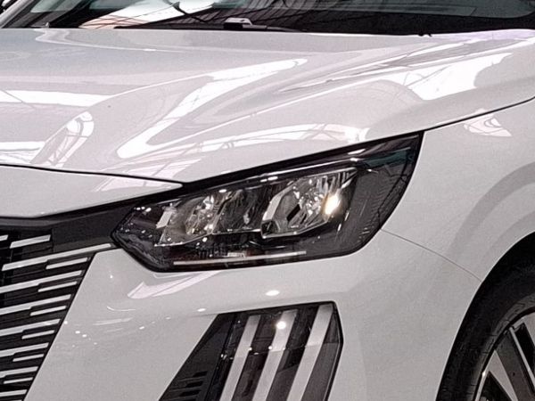 peugeot-208-2025-gasolina-1199cc