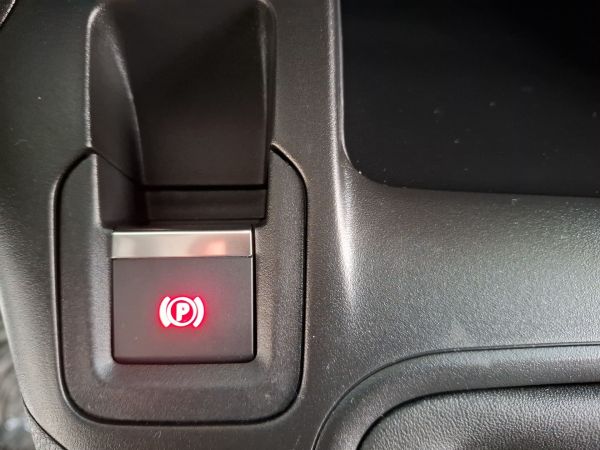 peugeot-partner-2025-diesel-1499cc