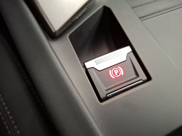 peugeot-308-sw-2025-gasolina-1199cc