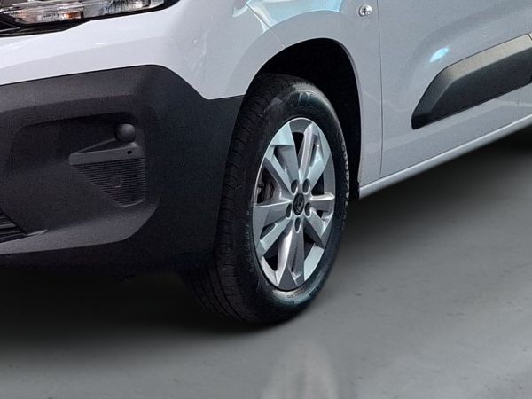 peugeot-partner-2025-diesel-1499cc