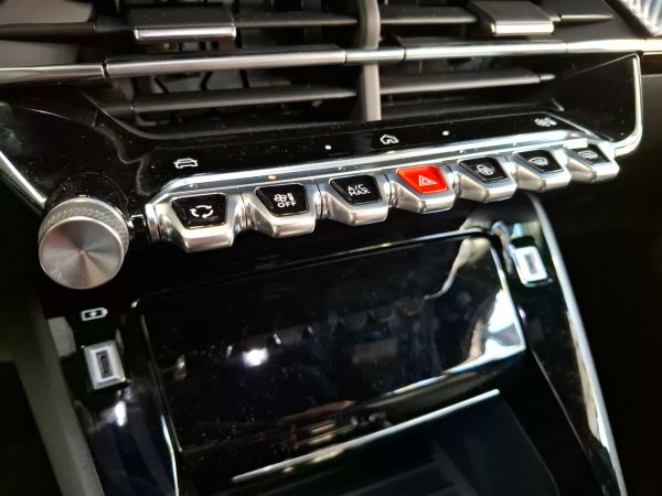 peugeot-2008-2025-gasolina-1199cc