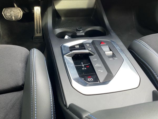 bmw-serie-1-2025-gasolina-1499cc