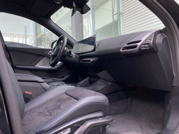bmw-serie-1-2025-gasolina-1499cc