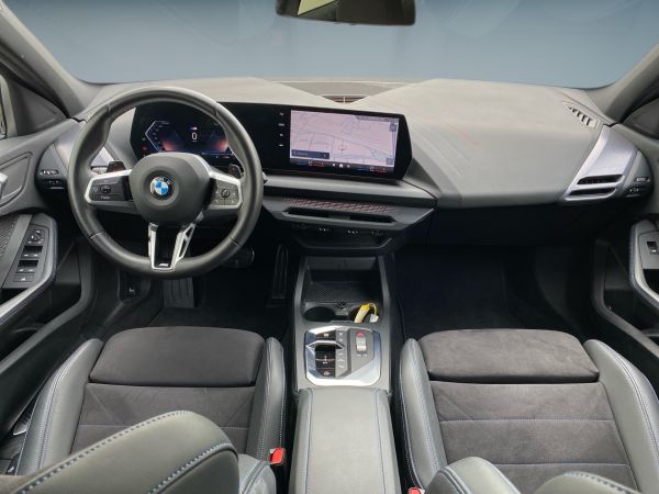 bmw-serie-1-2025-gasolina-1499cc