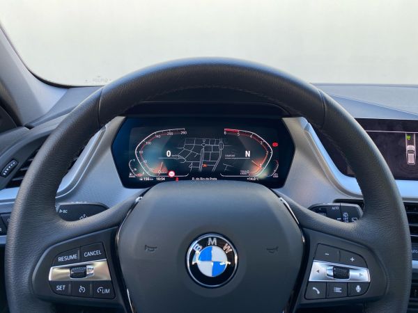 bmw-serie-1-2025-gasolina-1499cc