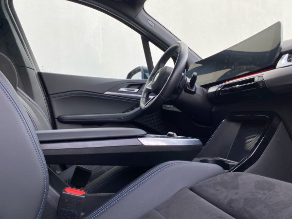 bmw-serie-2-2025-hibrido-1499cc