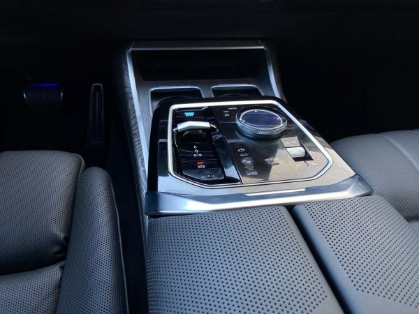 bmw-serie-i-2025-eletrico-0cc