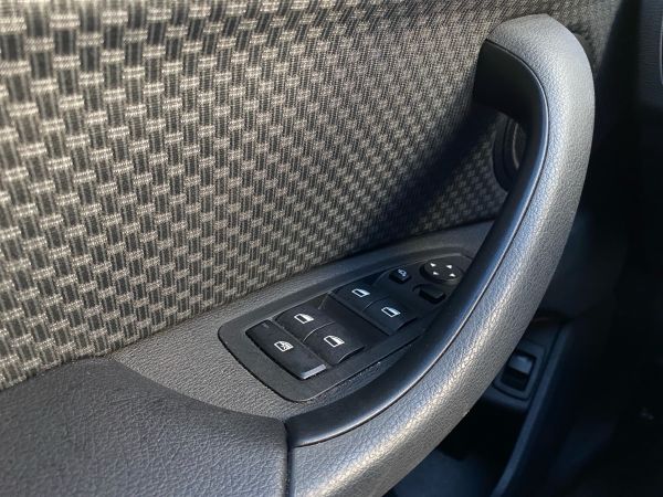 bmw-x1-2021-diesel-1496cc