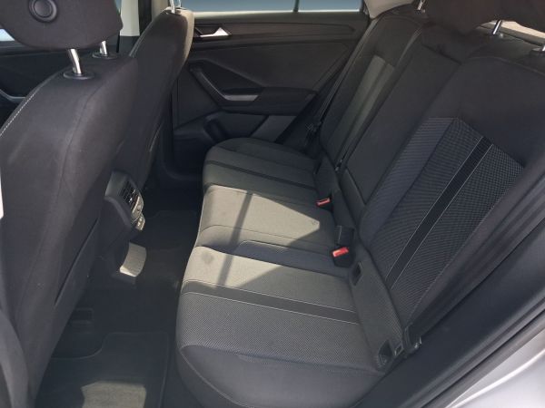 volkswagen-t-roc-2025-gasolina-999cc