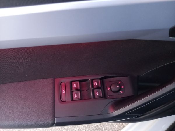 seat-ibiza-2024-gasolina-999cc