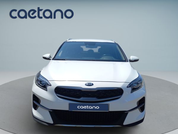 kia-xceed-2021-hibrido-1580cc
